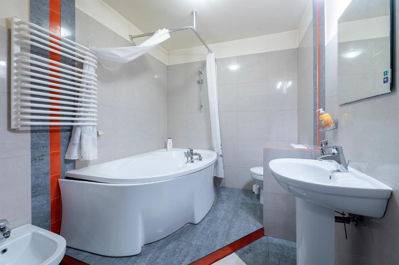 Essence Of Lodz-145M!Central-Secured-Comfy18Ppl!&Freeparking Eksteriør bilde